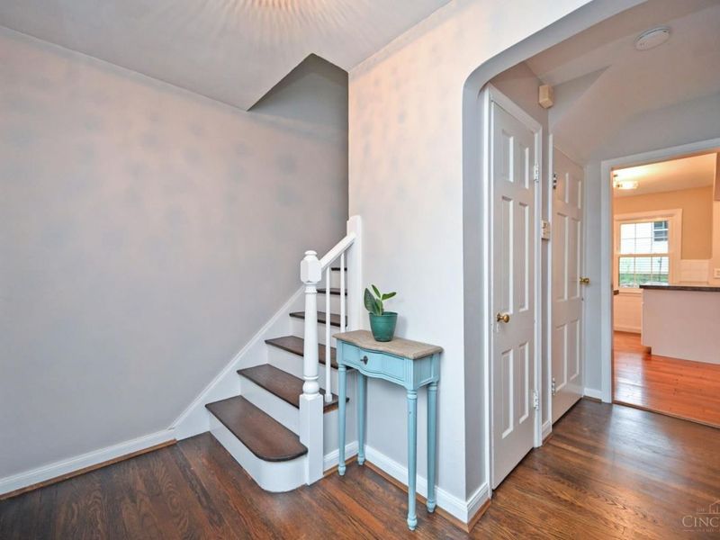 3502 Victoria Place, Cincinnati, OH 45208 Photo 9