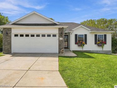1849 NW Faesy Place, Lincoln, NE 68528