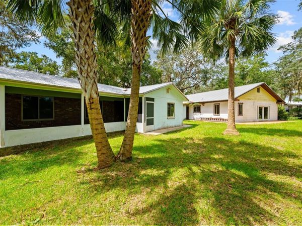 27753 SE HIGHWAY 19 , OLD TOWN, FL 32680
