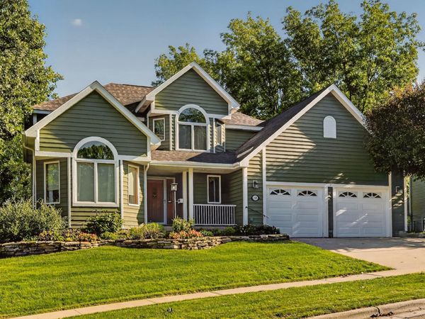 1505 Glendale Hills Drive NE, Rochester, MN 55906