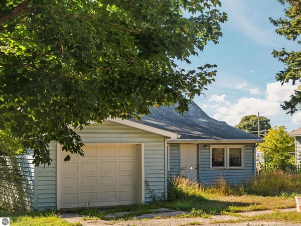 12352 Virginia Street, Bear Lake, MI 49614