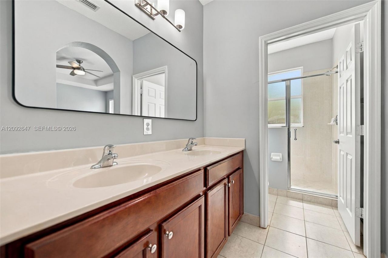 12436 NW Emerald Creek Mnr , Plantation, FL 33325 Photo