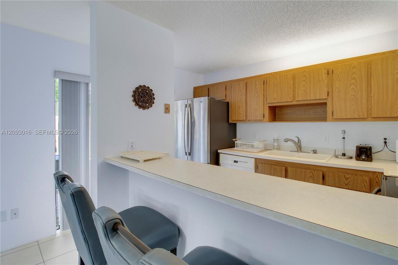 825 Center St , Unit 14B, Jupiter, FL 33458 Photo