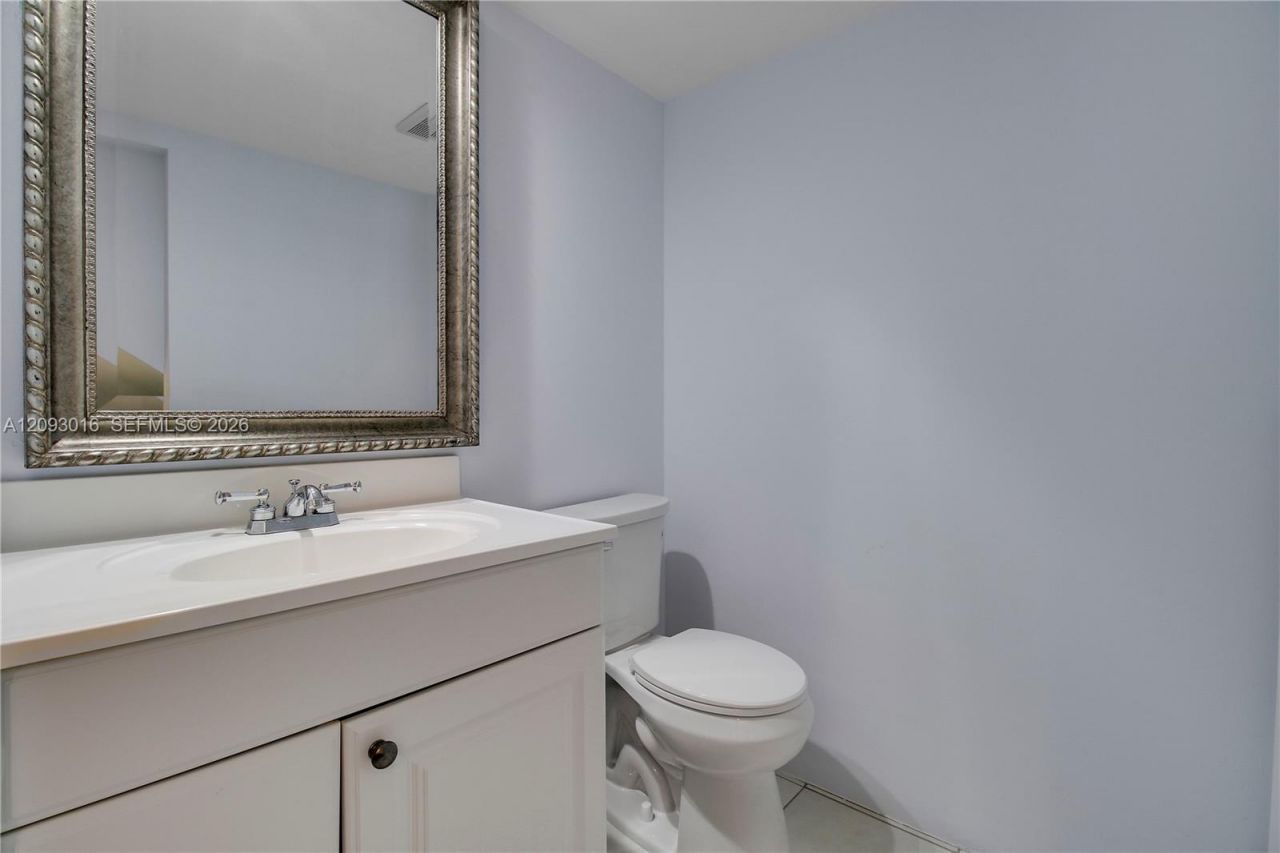825 Center St , Unit 14B, Jupiter, FL 33458 Photo