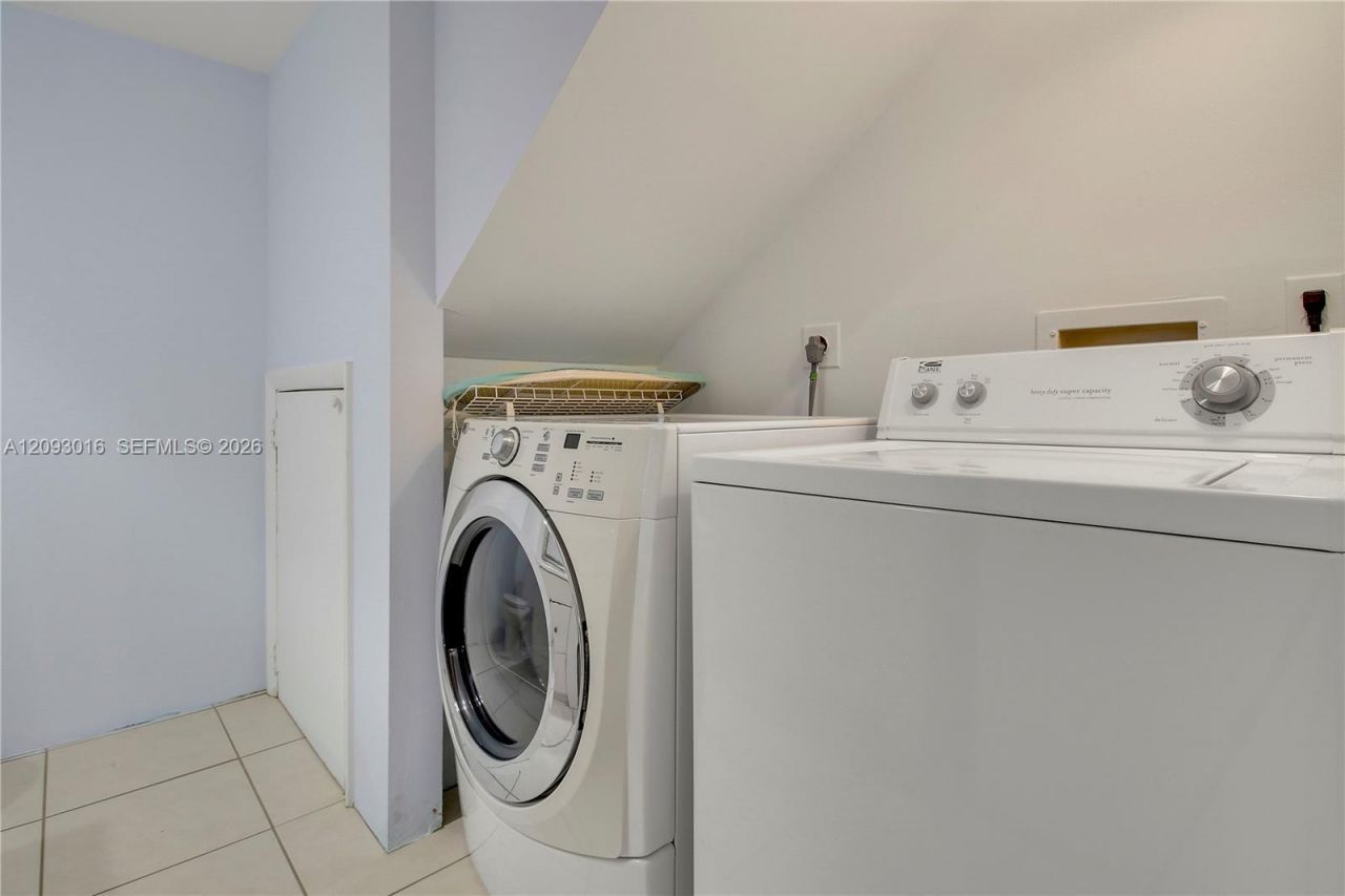 825 Center St , Unit 14B, Jupiter, FL 33458 Photo