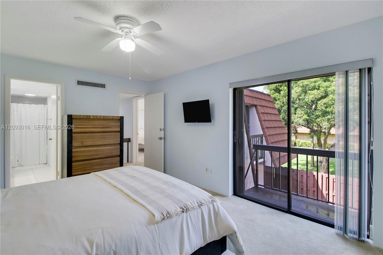 825 Center St , Unit 14B, Jupiter, FL 33458 Photo