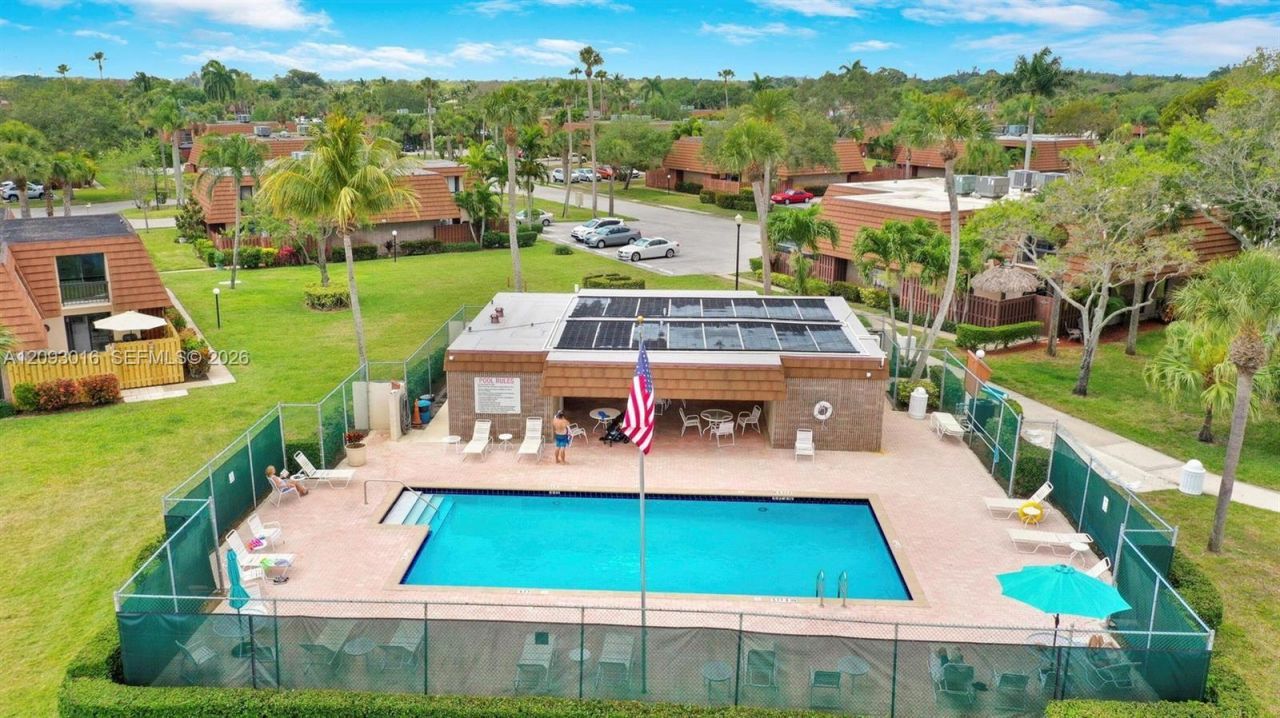 825 Center St , Unit 14B, Jupiter, FL 33458 Photo
