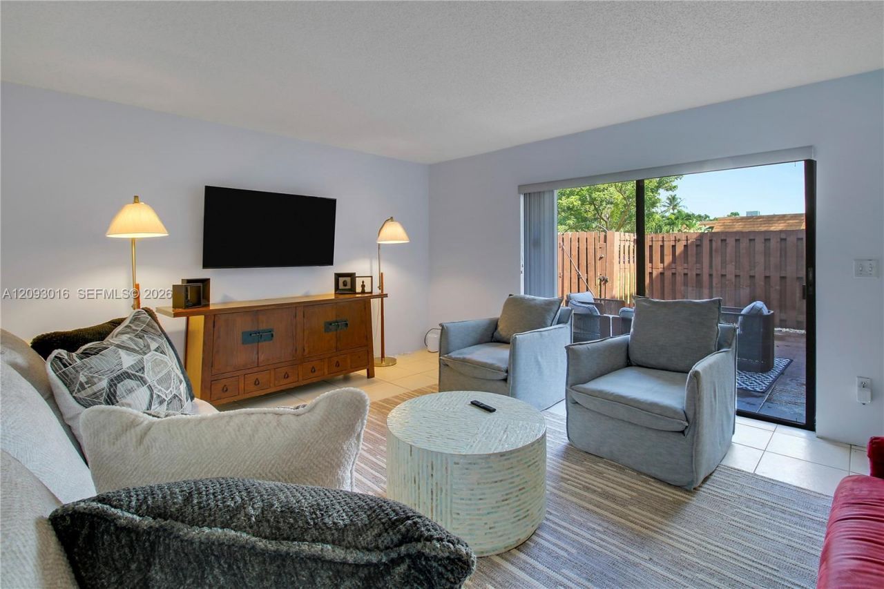 825 Center St , Unit 14B, Jupiter, FL 33458 Photo
