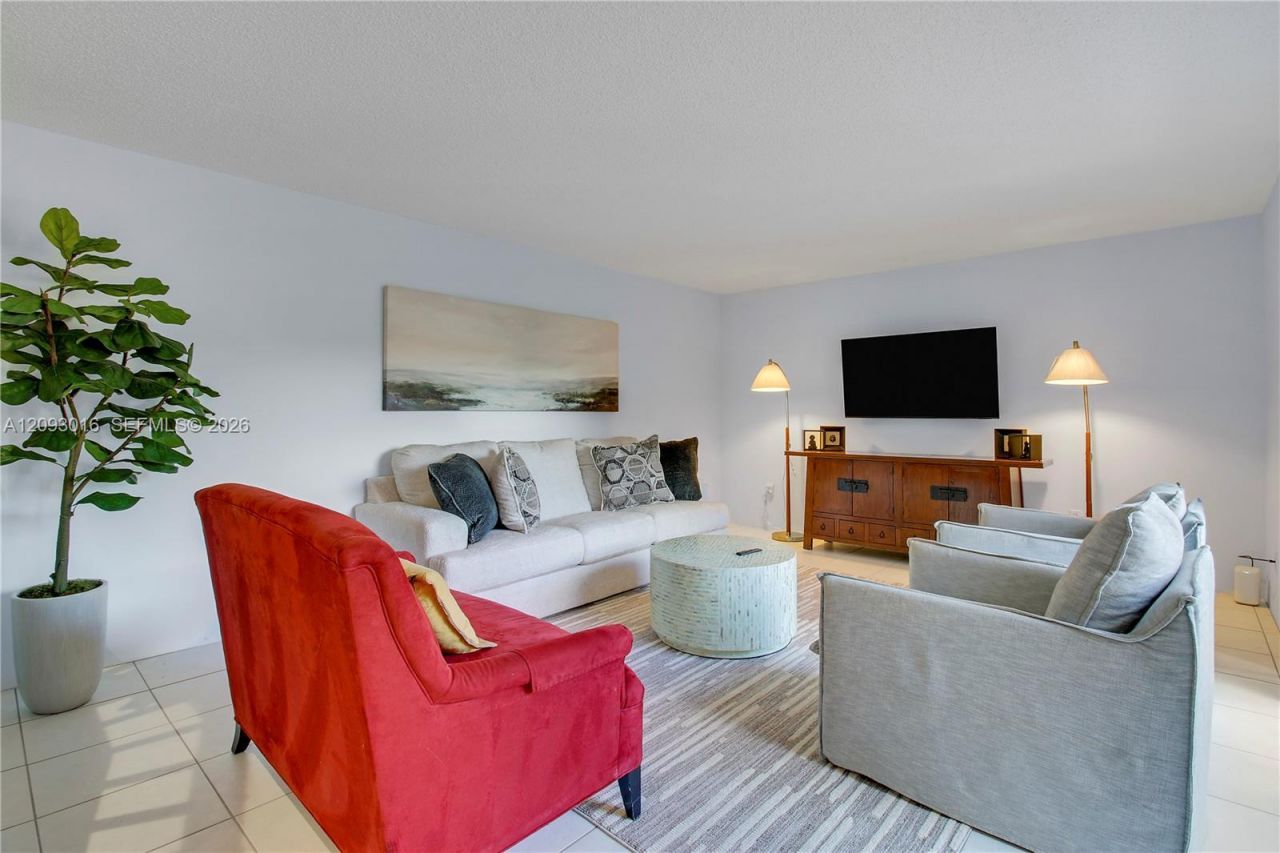 825 Center St , Unit 14B, Jupiter, FL 33458 Photo