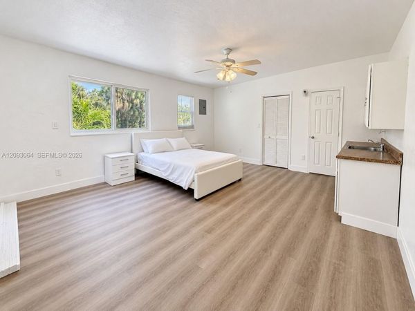 119 NW 43rd Ct , Unit 4B, Oakland Park, FL 33309