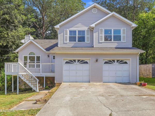 1304 Woodridge Drive, Knoxville, TN 37919