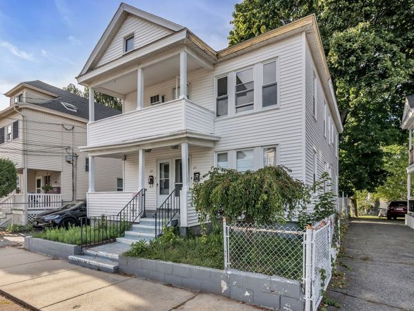 21-23 Lafayette Ave, Unit 2, Lawrence, MA 01843