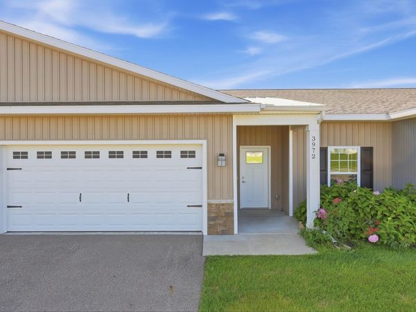 3972 Reserve Drive, Wyoming, MI 49519