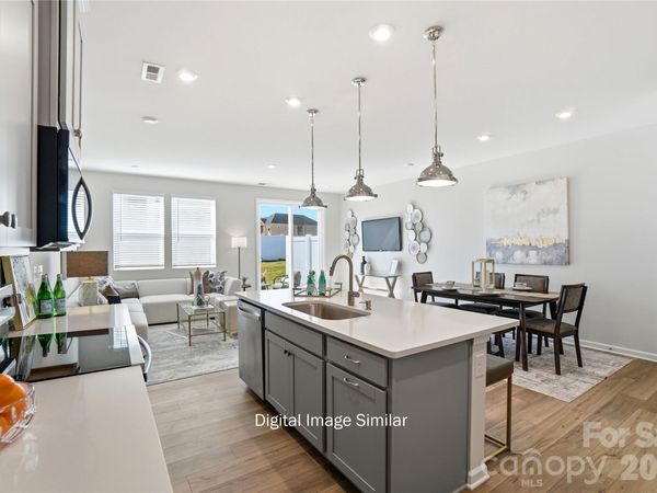 5226 Wyes Oak Lane, Charlotte, NC 28269