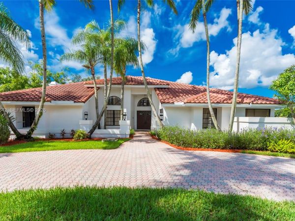1201 Bristol Ave , Davie, FL 33325