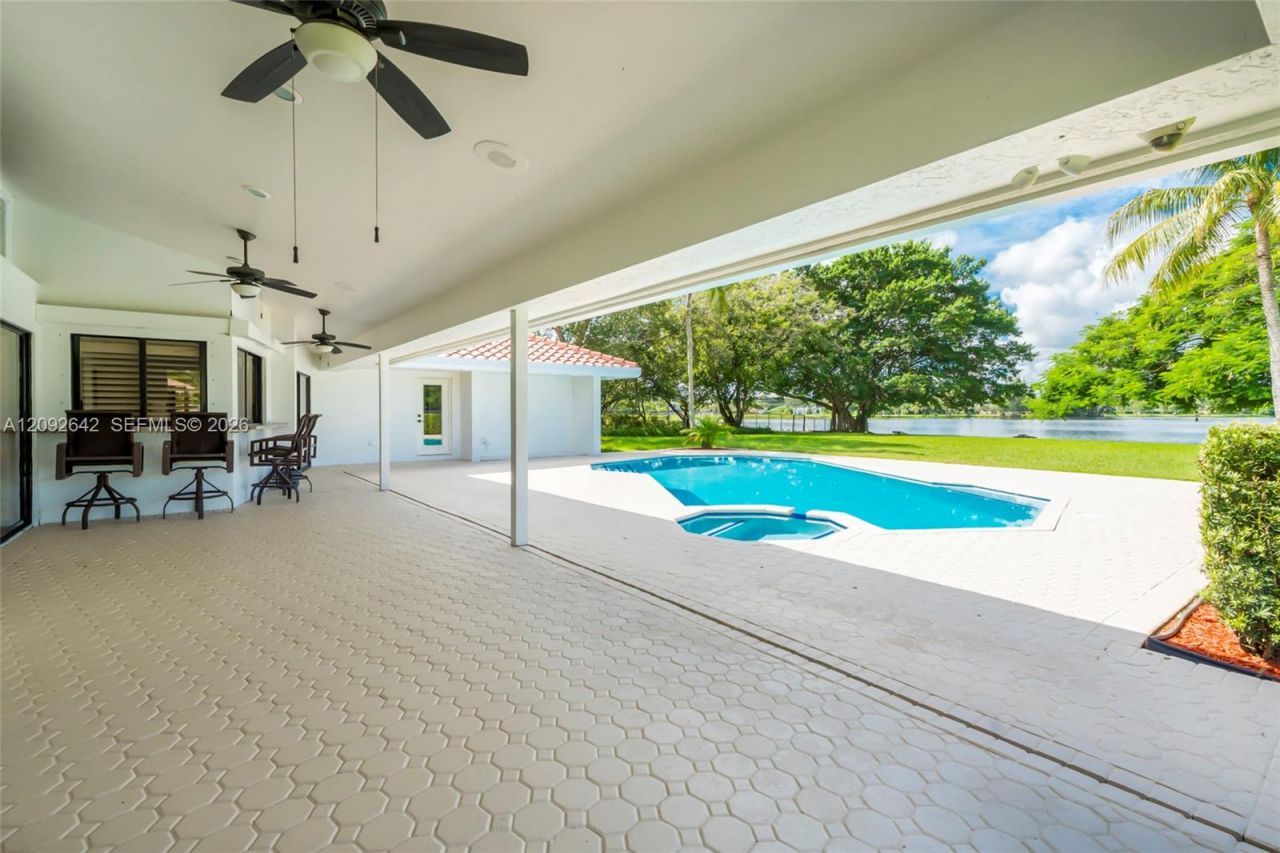 1201 Bristol Ave, Davie, FL 33325 Photo