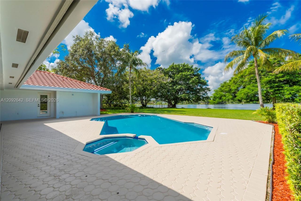 1201 Bristol Ave, Davie, FL 33325 Photo