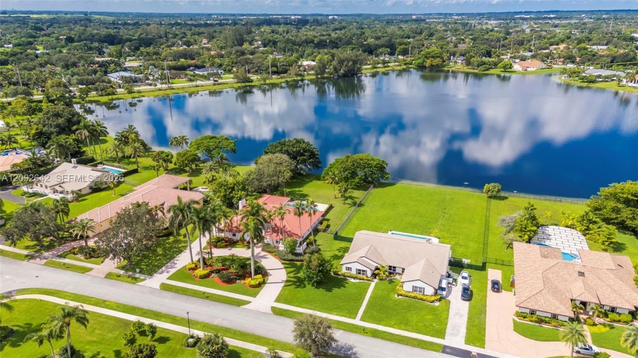 1201 Bristol Ave, Davie, FL 33325 Photo