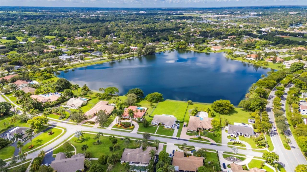 1201 Bristol Ave, Davie, FL 33325 Photo