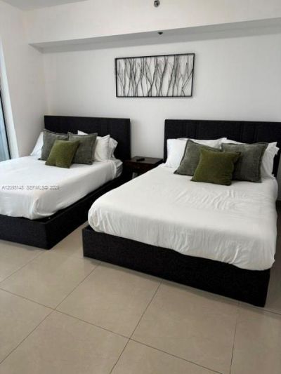 485 Brickell Ave , Unit 1809, Miami, FL 33131 Photo