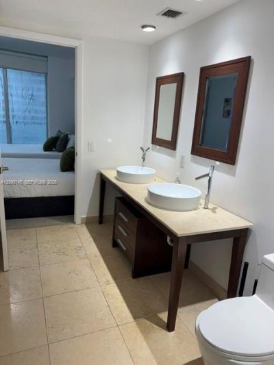 485 Brickell Ave , Unit 1809, Miami, FL 33131 Photo