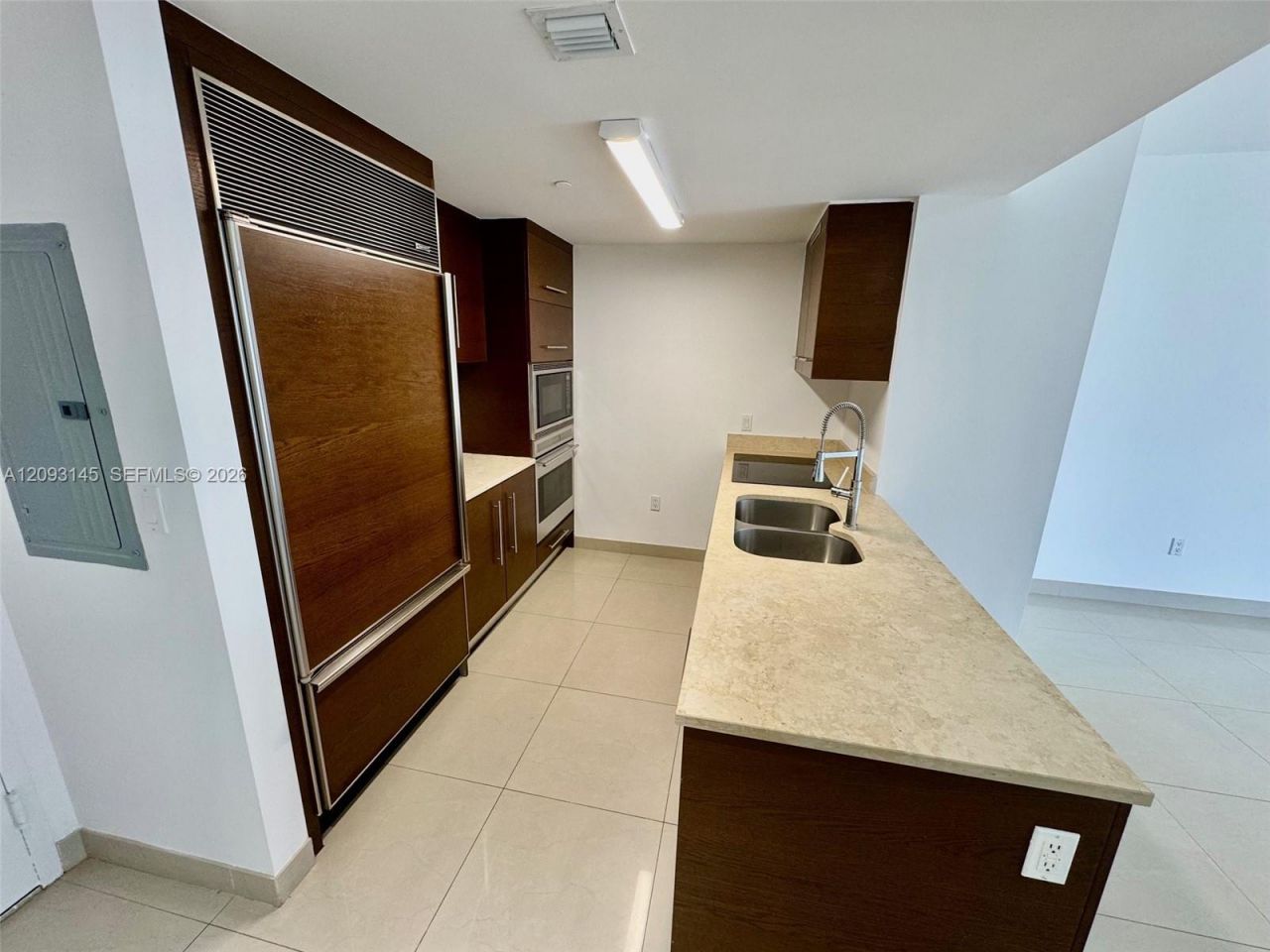 485 Brickell Ave , Unit 1809, Miami, FL 33131 Photo