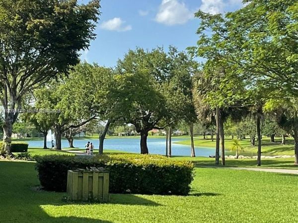 14847 SW 104th St, Unit 10-201, Miami, FL 33196