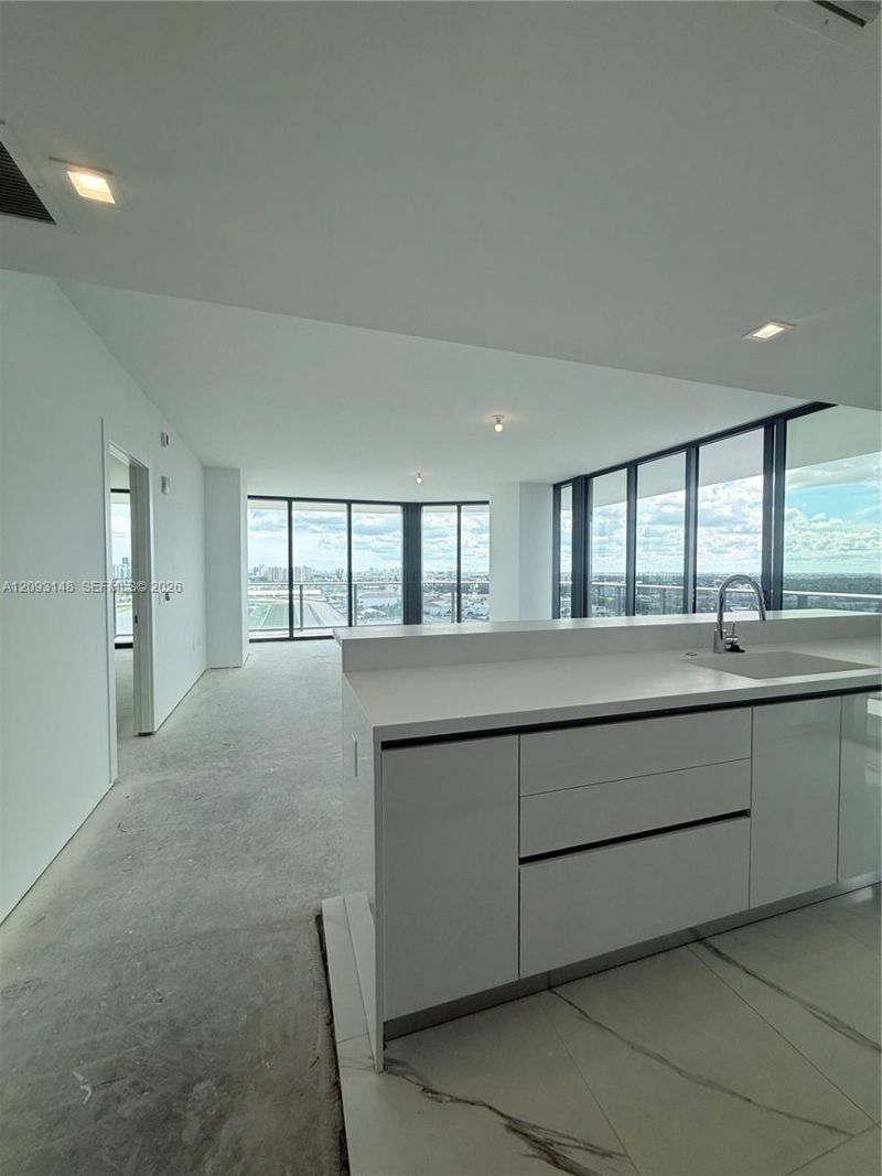 1170 E Hallandale Beach Blvd, Unit 1901, Hallandale Beach, FL 33009 Photo
