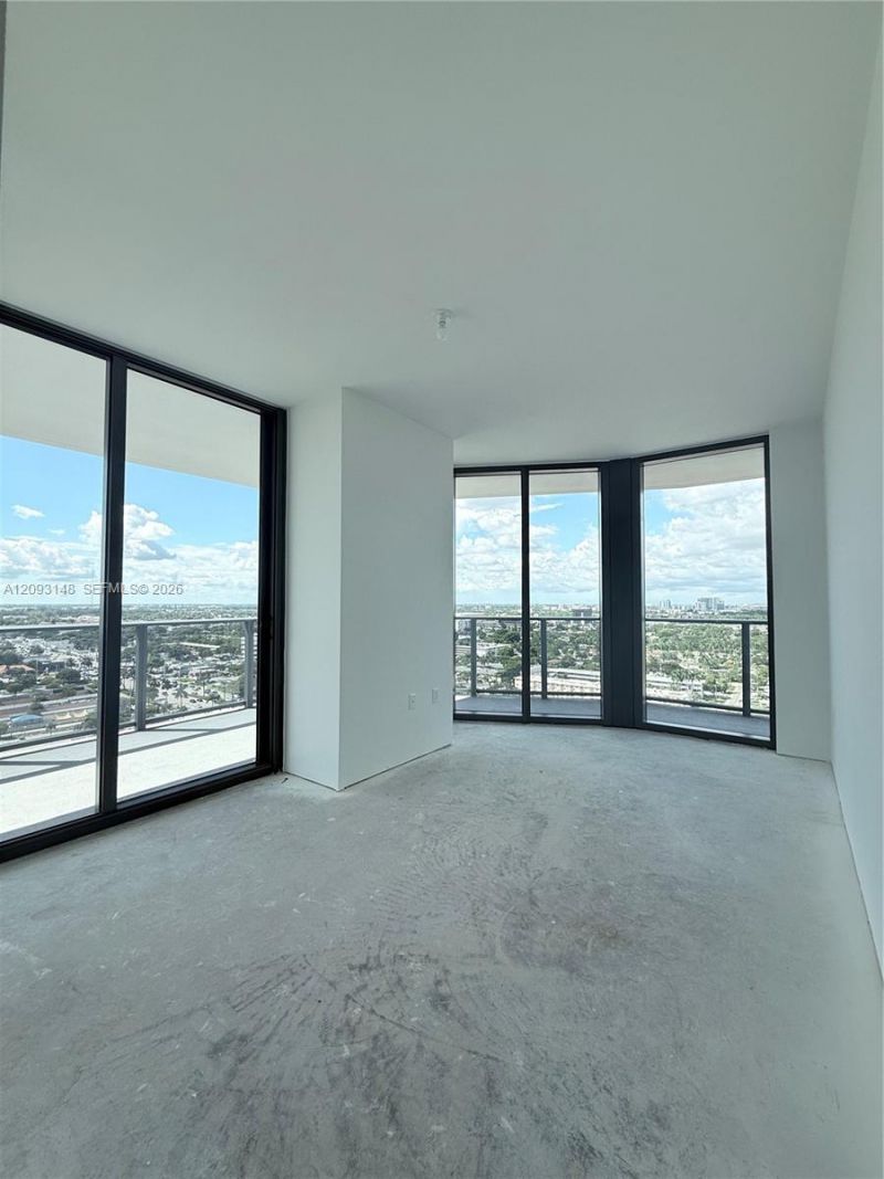 1170 E Hallandale Beach Blvd, Unit 1901, Hallandale Beach, FL 33009 Photo