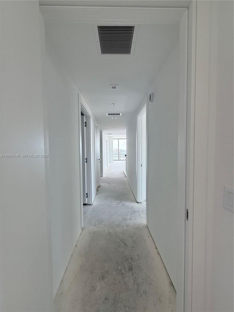 1170 E Hallandale Beach Blvd, Unit 1901, Hallandale Beach, FL 33009 Photo