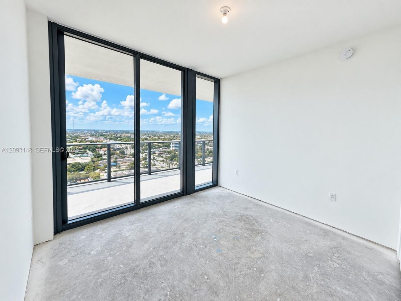 1170 E Hallandale Beach Blvd, Unit 1901, Hallandale Beach, FL 33009 Photo