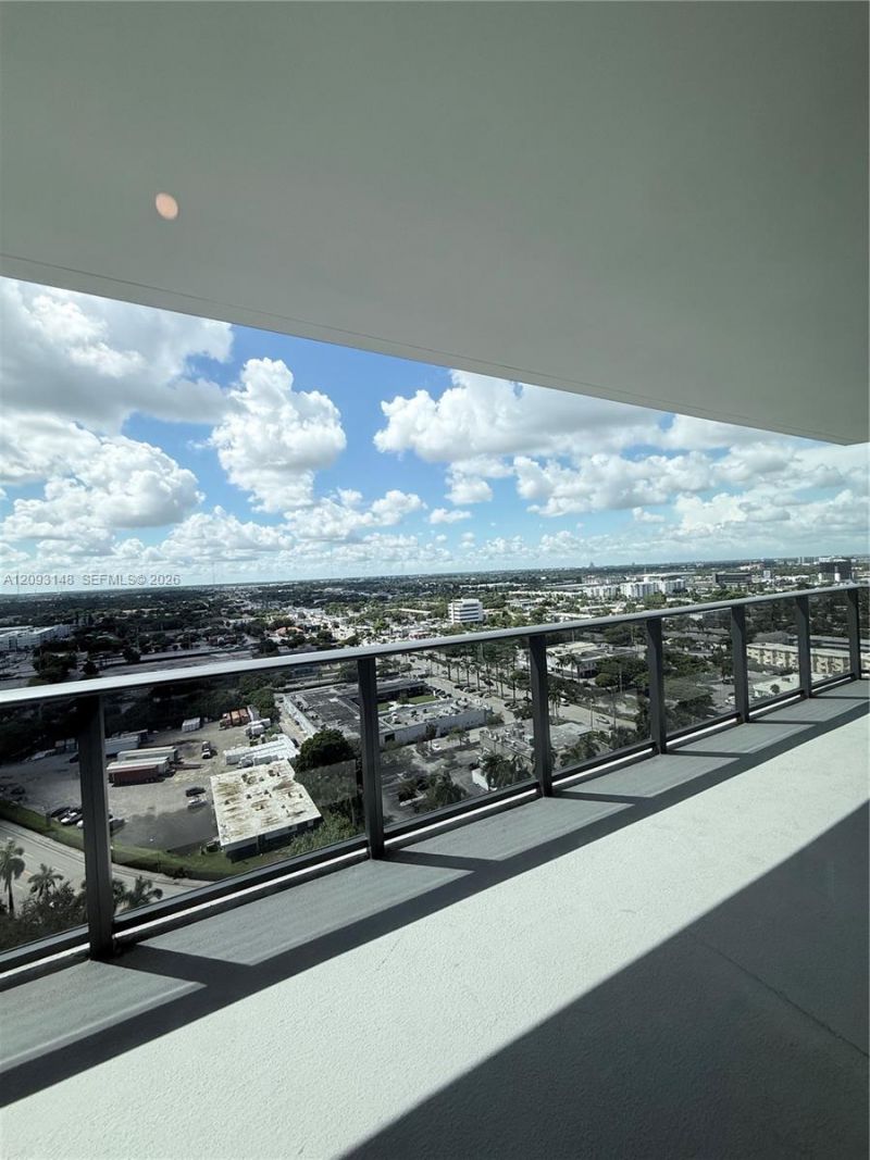 1170 E Hallandale Beach Blvd, Unit 1901, Hallandale Beach, FL 33009 Photo
