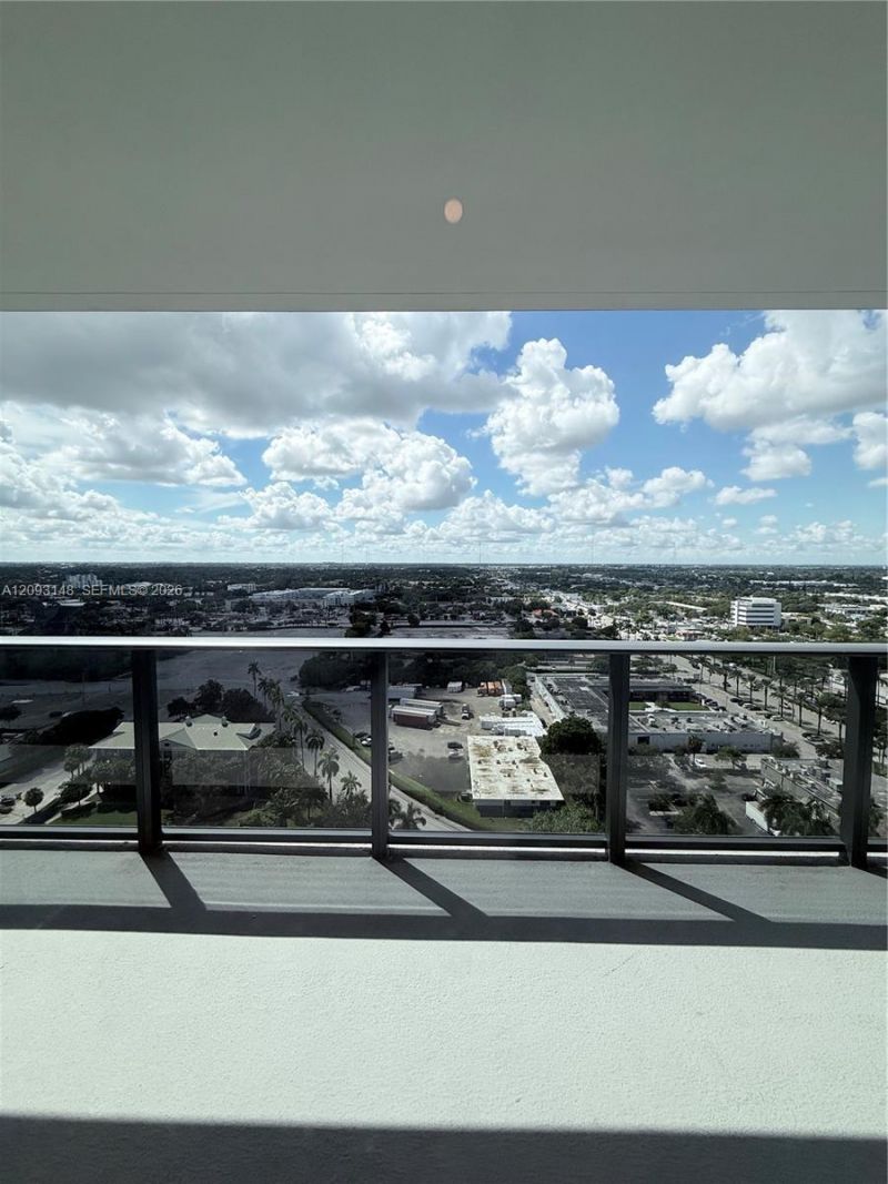 1170 E Hallandale Beach Blvd, Unit 1901, Hallandale Beach, FL 33009 Photo
