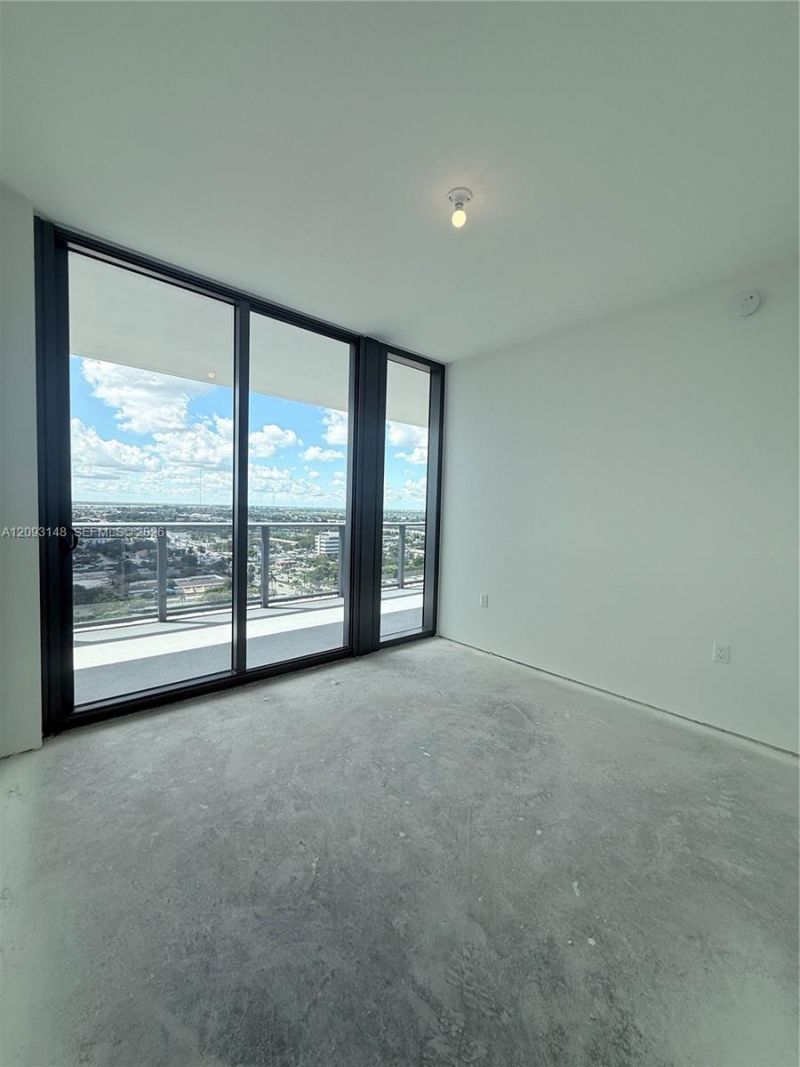 1170 E Hallandale Beach Blvd, Unit 1901, Hallandale Beach, FL 33009 Photo