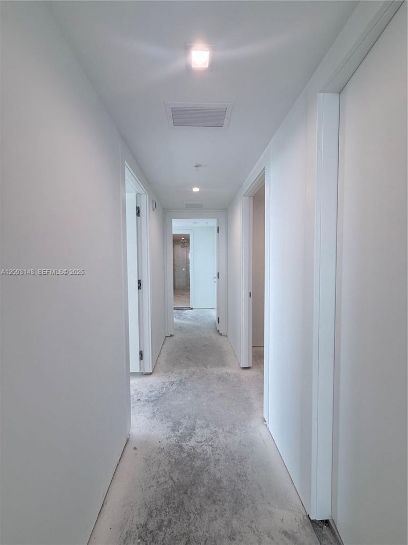 1170 E Hallandale Beach Blvd, Unit 1901, Hallandale Beach, FL 33009 Photo