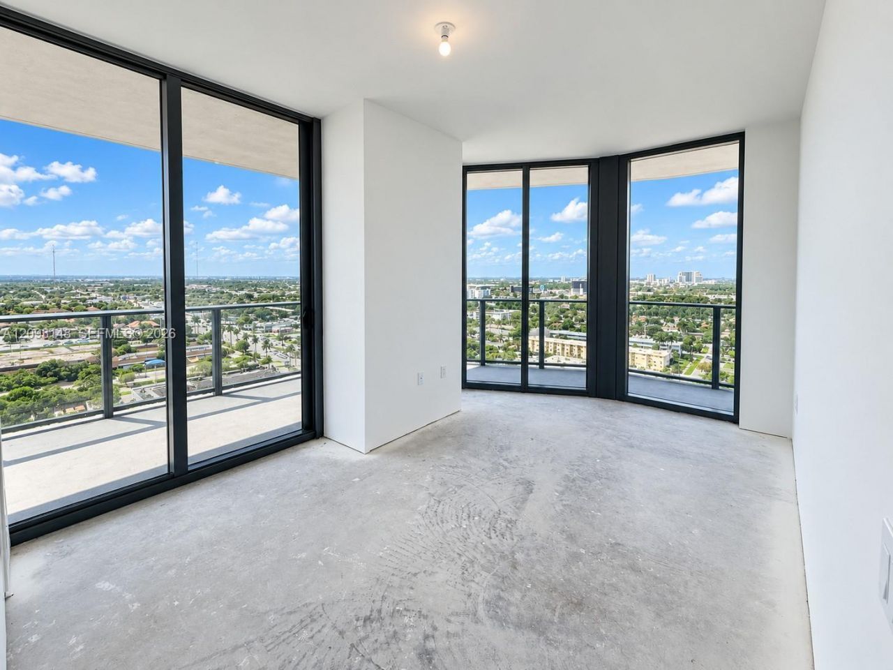 1170 E Hallandale Beach Blvd, Unit 1901, Hallandale Beach, FL 33009 Photo