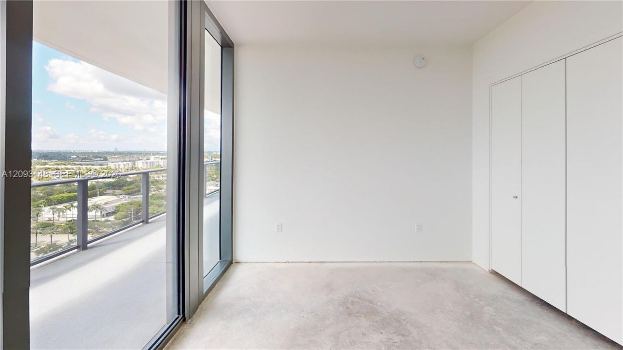 1170 E Hallandale Beach Blvd, Unit 1901, Hallandale Beach, FL 33009 Photo