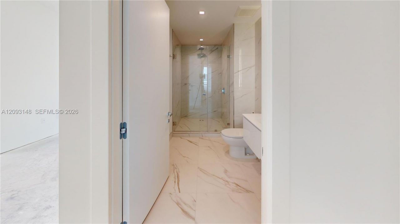 1170 E Hallandale Beach Blvd, Unit 1901, Hallandale Beach, FL 33009 Photo
