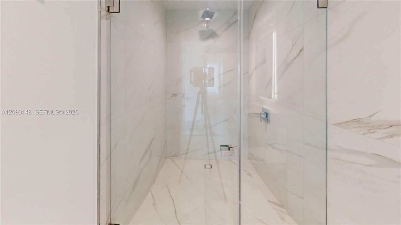 1170 E Hallandale Beach Blvd, Unit 1901, Hallandale Beach, FL 33009 Photo