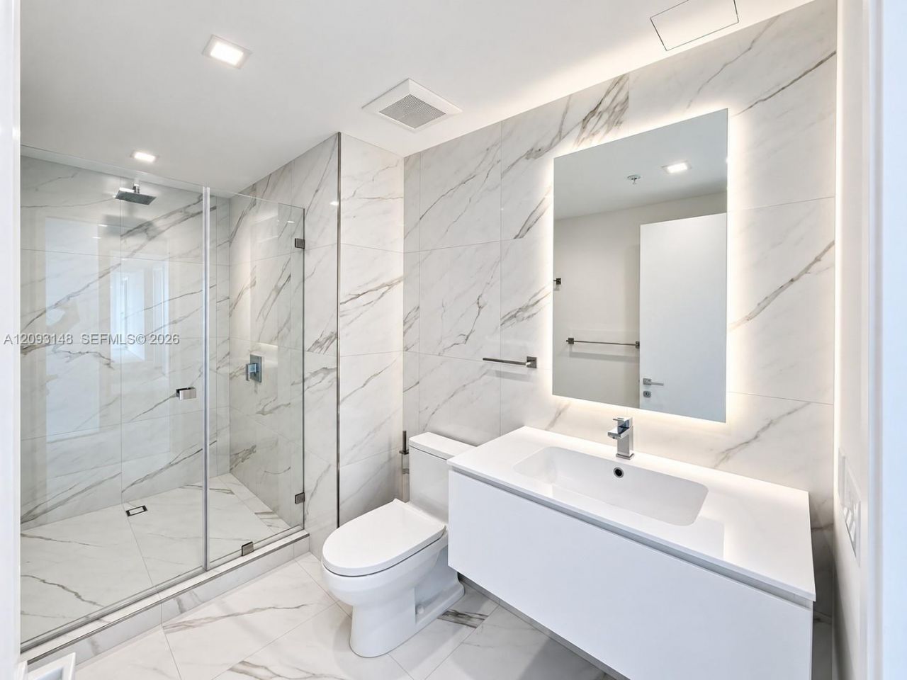1170 E Hallandale Beach Blvd, Unit 1901, Hallandale Beach, FL 33009 Photo