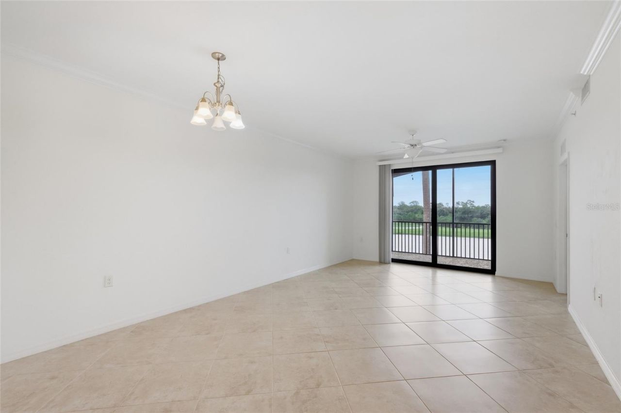 16814 Vardon Terrace , Unit 304, Lakewood Ranch, FL 34211 Photo