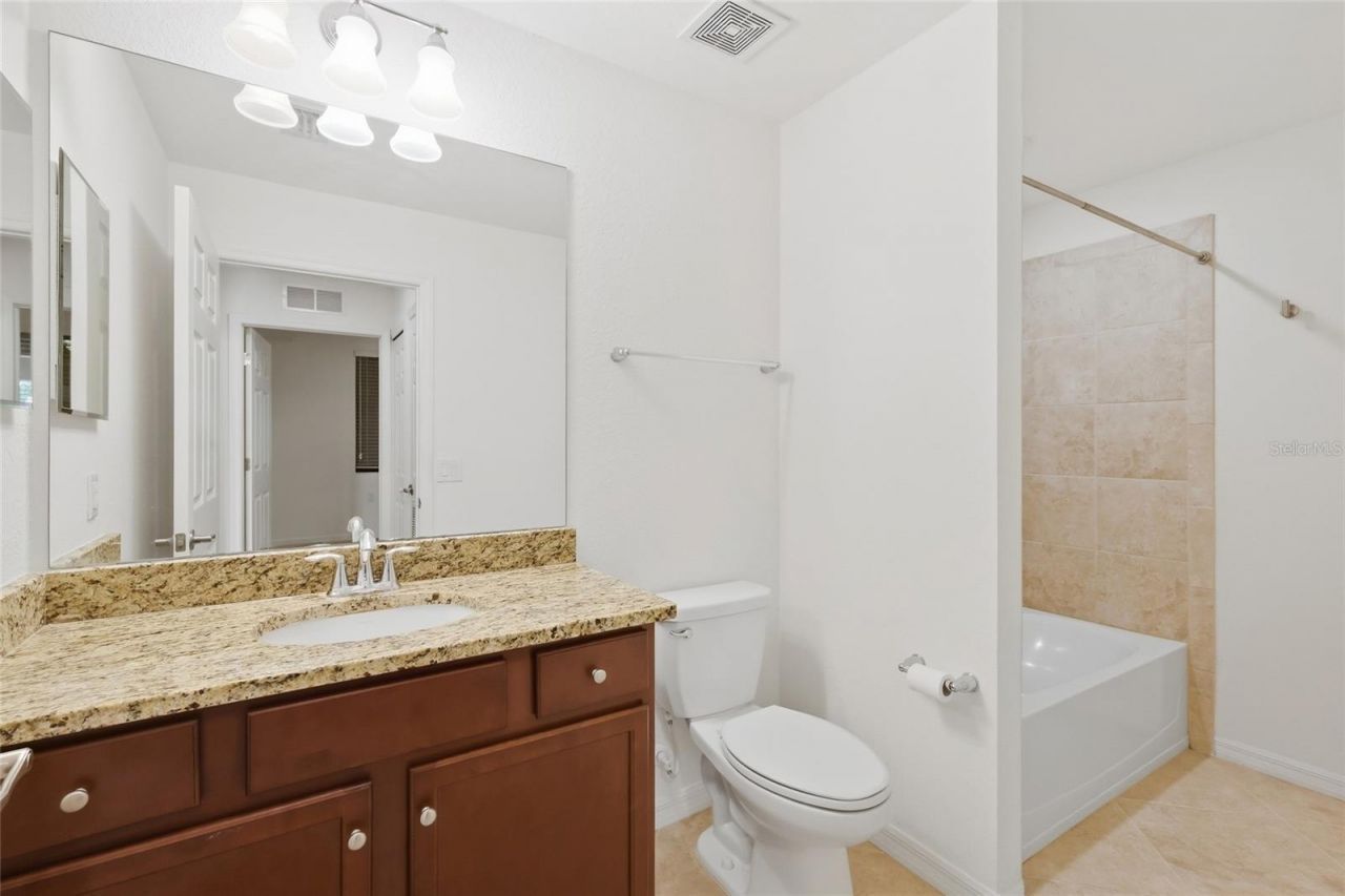 16814 Vardon Terrace , Unit 304, Lakewood Ranch, FL 34211 Photo