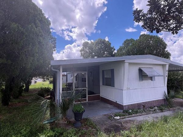 816 BEECHWOOD AVENUE , LADY LAKE, FL 32159