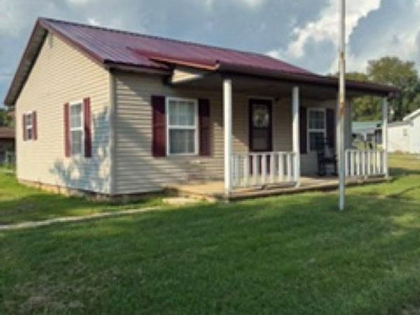 568 Van Buren Avenue, Peru, IN 46970