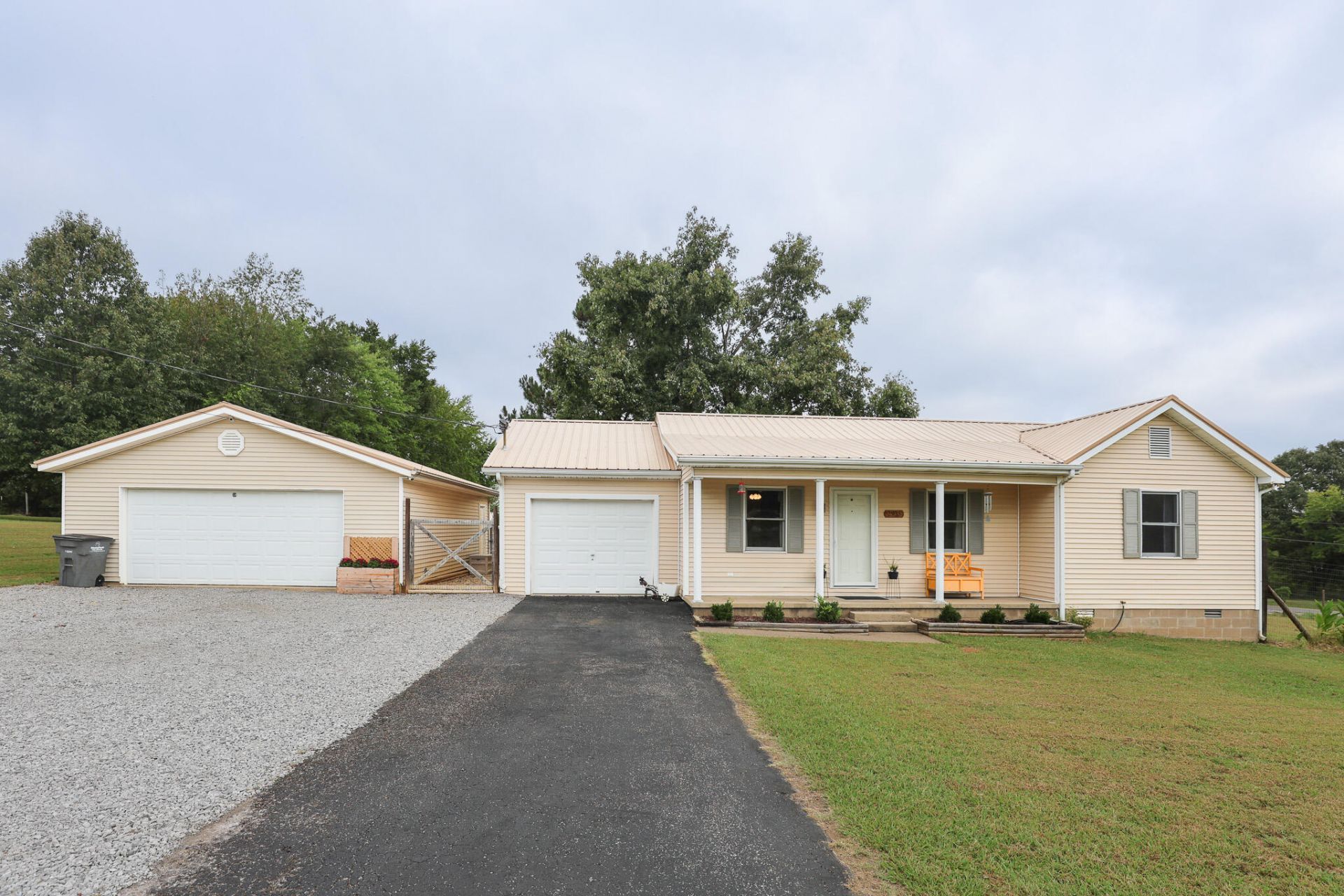 2935 Aubrey Drive, Paducah, KY 42003 Main Photo