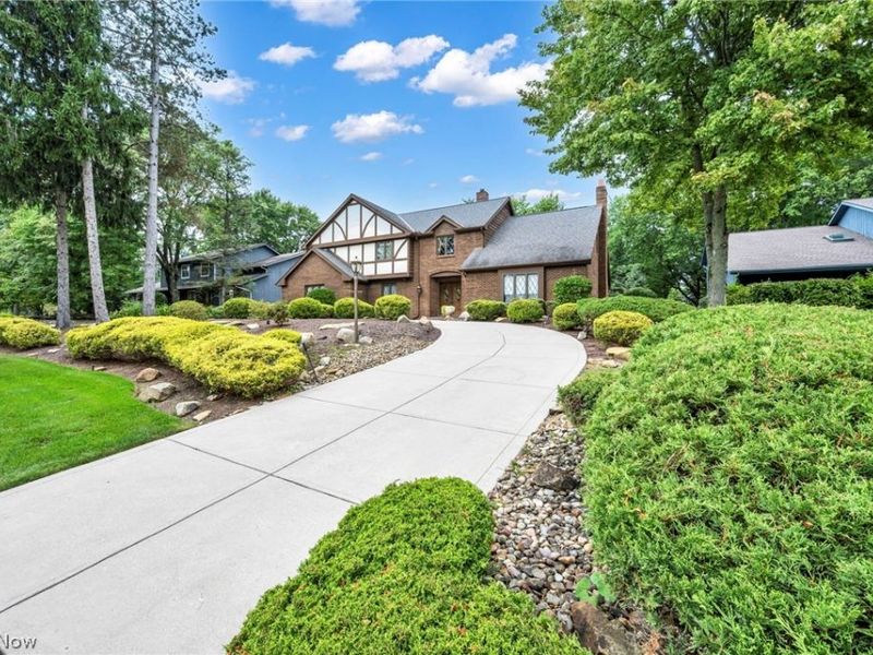 7411 Old Quarry Lane, Brecksville, OH 44141 Photo 6