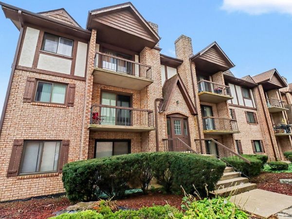 2815 Glenwood Lansing Road , Unit 206, Lynwood, IL 60411