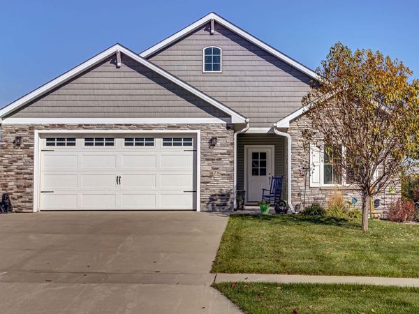 478 Bella Vista Court, Huxley, IA 50124