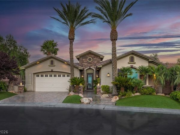 60 Chapman Heights Street, Las Vegas, NV 89138