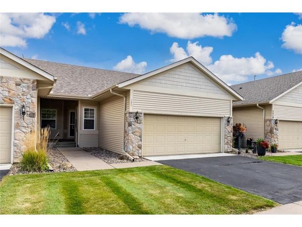 776 Meredith Circle, River Falls, WI 54022